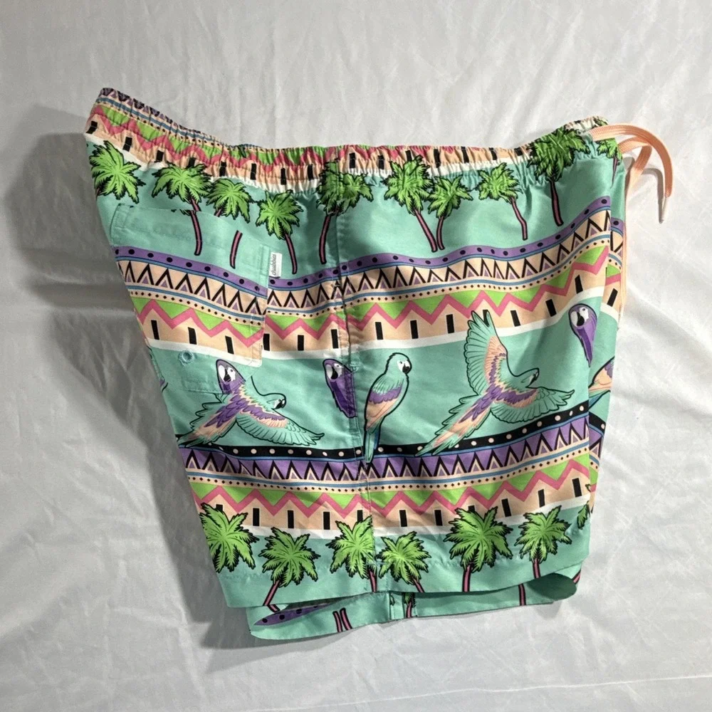 Chubbies Mens XL Multicolor Tropical Parrot Palm Tree Swim Trunks Lined Pockets